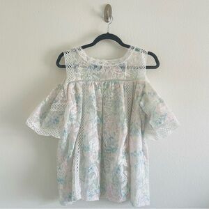 Avantlook Floral Lace Blouse